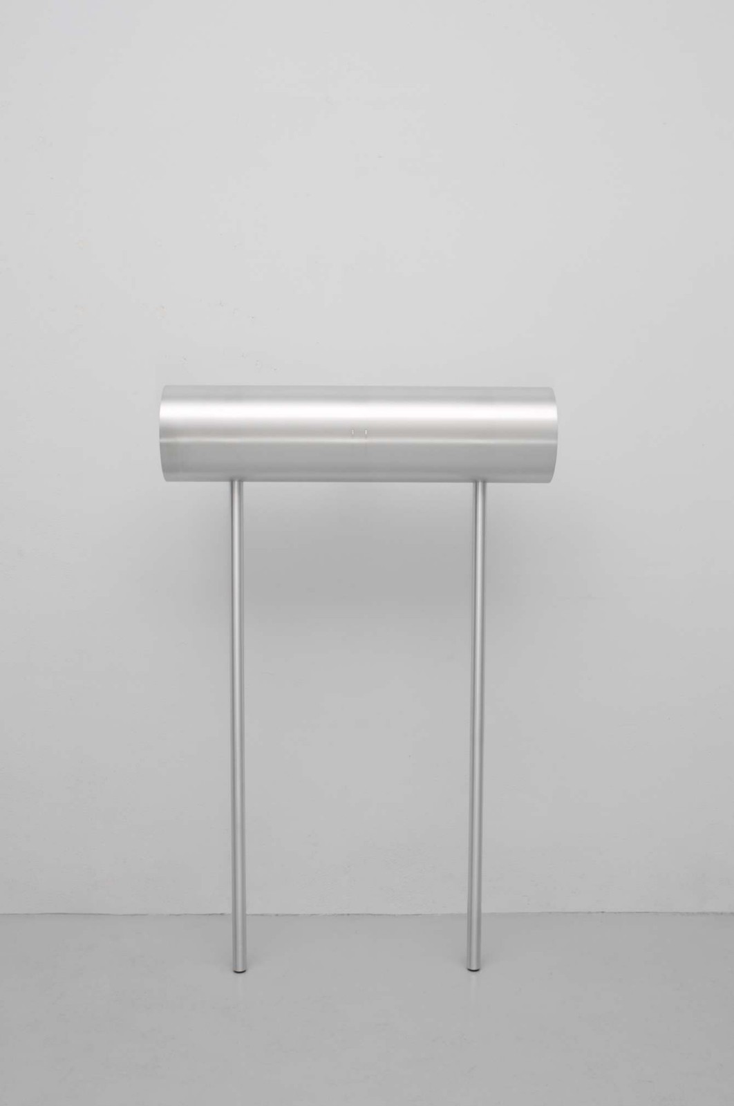 极简风格“隧道”置衣架，无物理紧固件，展现新材料新技术魅力-12