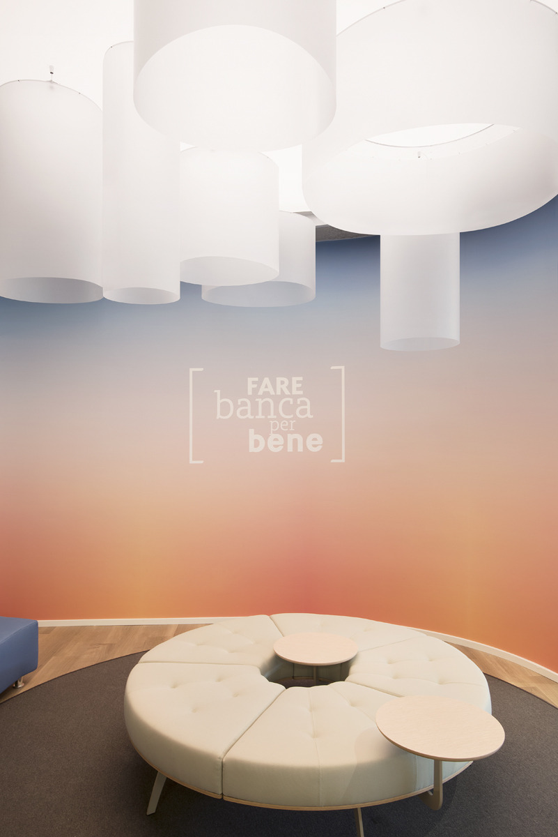 UBI Banca Il Prisma Bergamo 银行室内设计-2