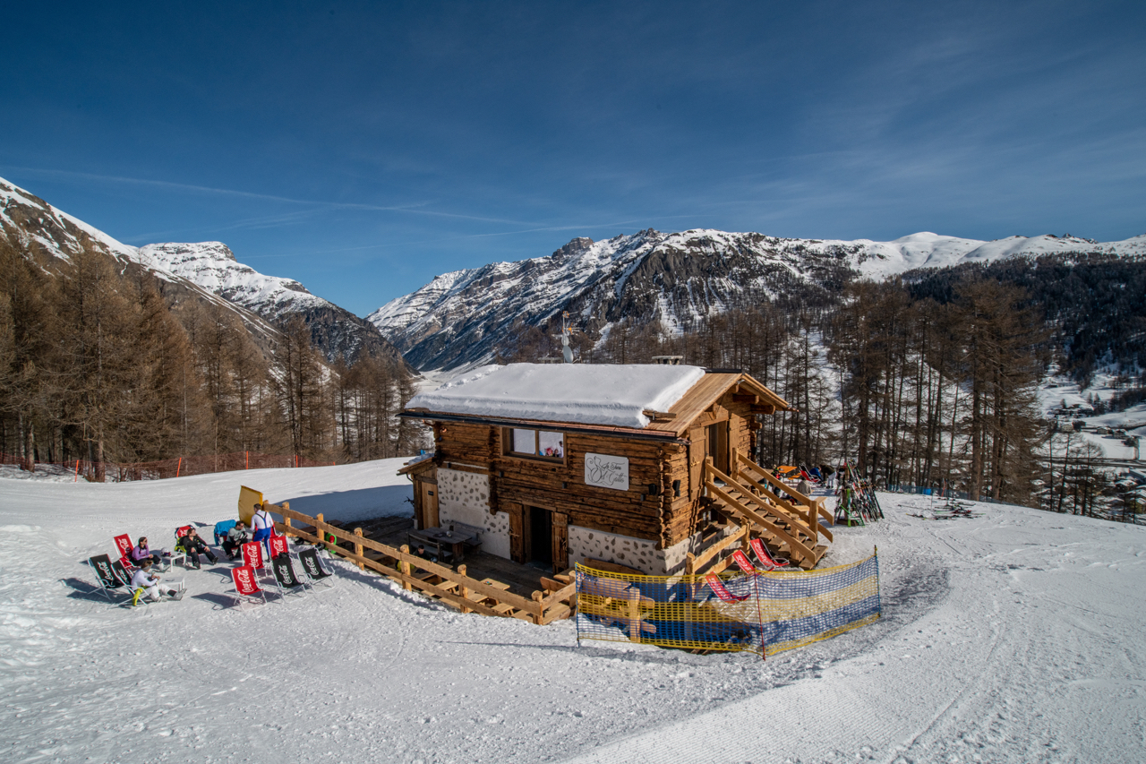 雪山之上的温馨猫舍——La Tana del Gatto 餐厅设计-45