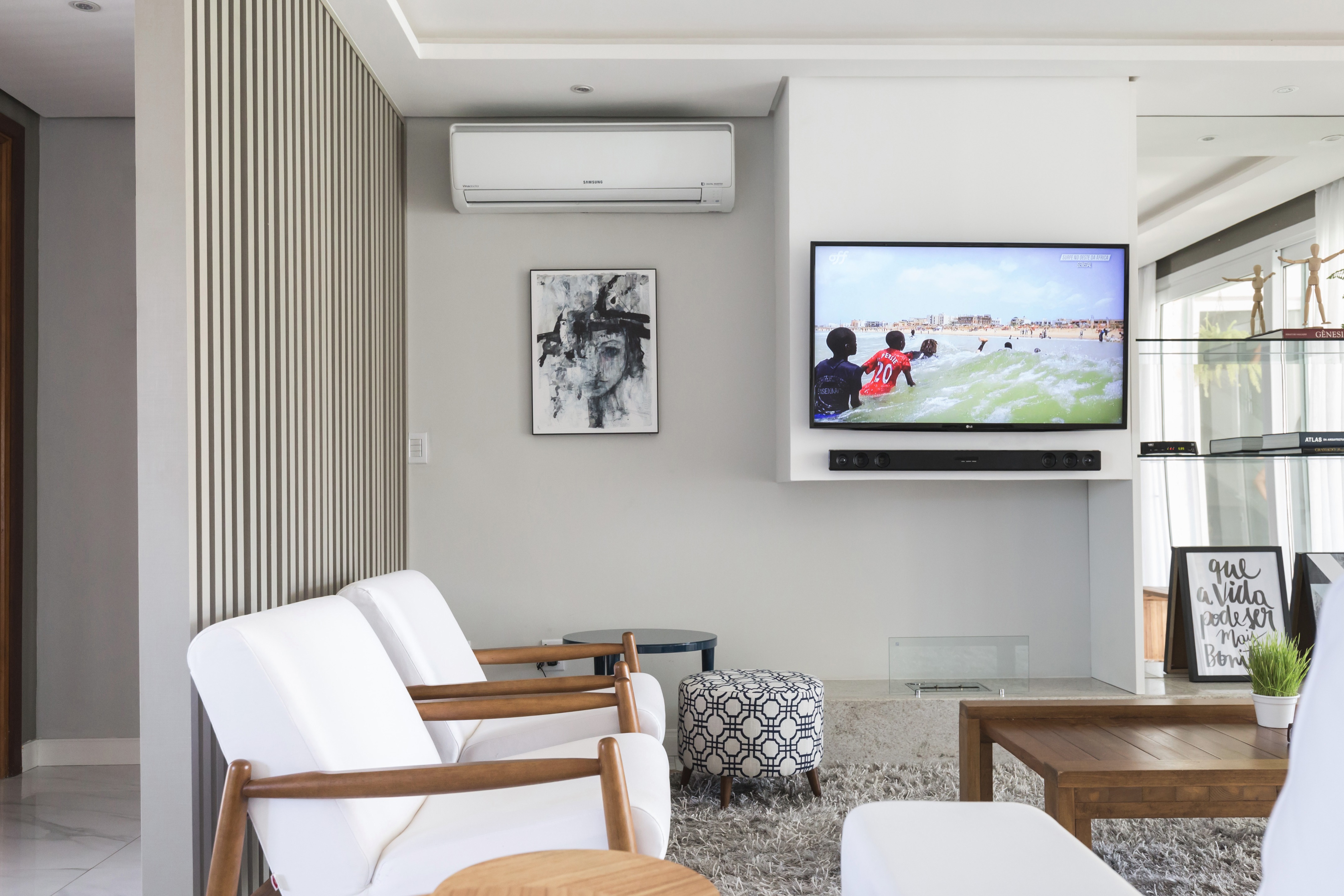 巴西现代简约别墅，自然与永恒的融合-25