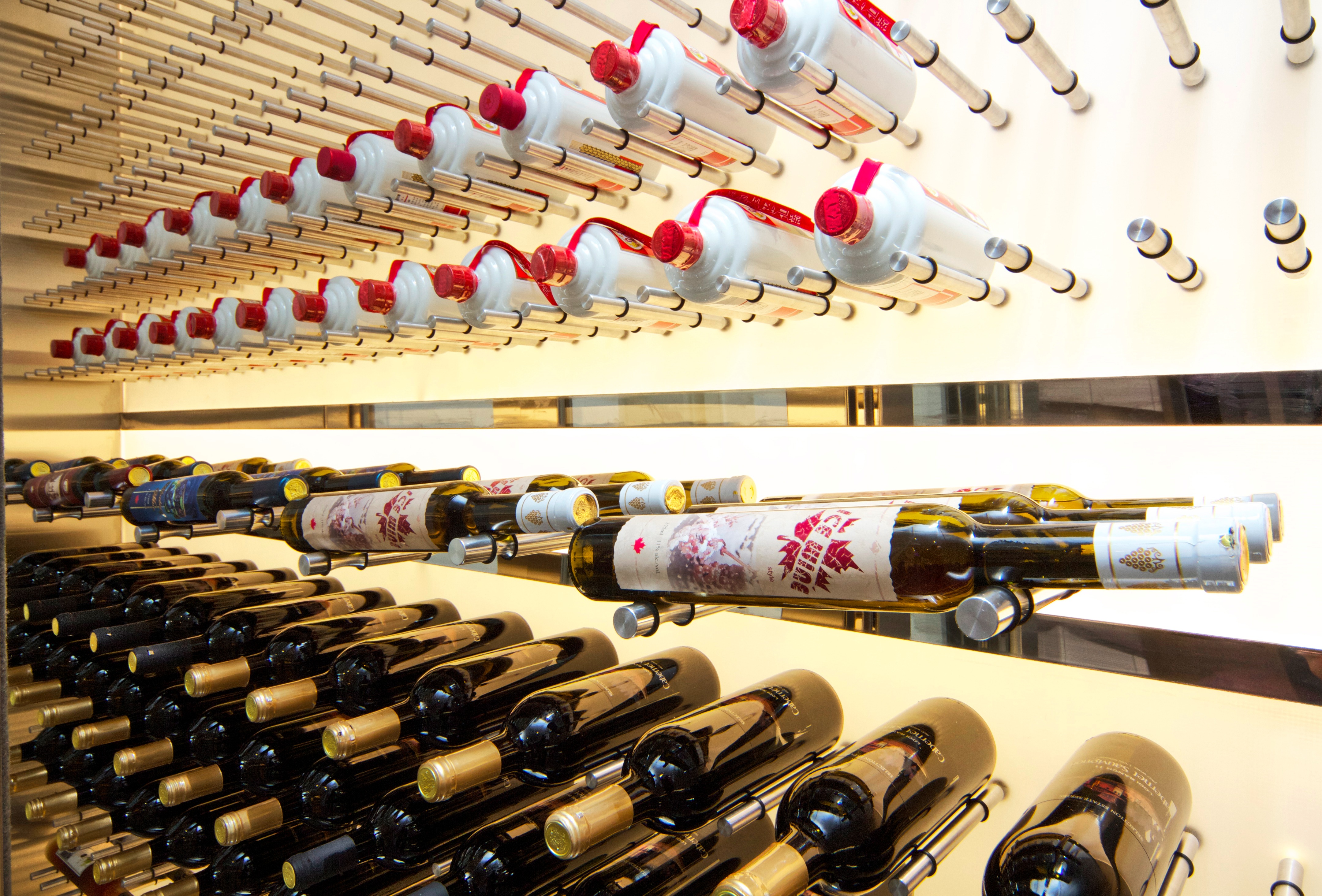 "19 街项目 | LED 背光酒窖冰箱的惊艳设计"-11