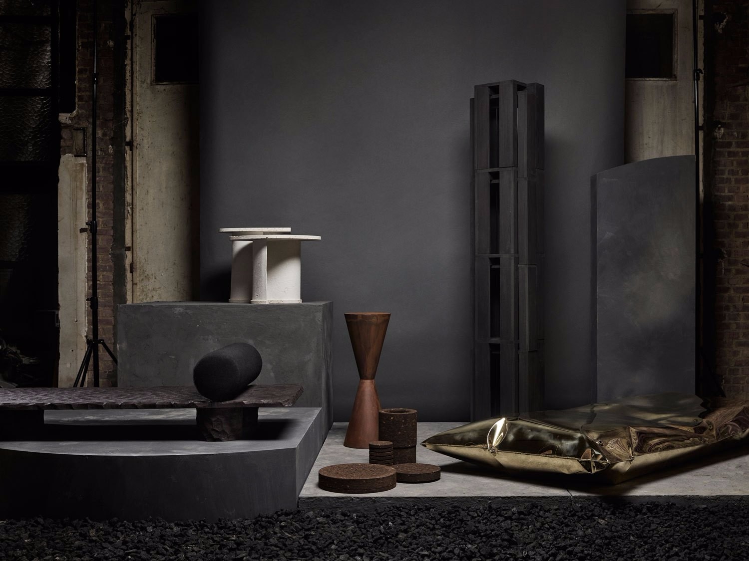 禁欲主义设计师工业装置 | 比利时新设计之大胆情感-8
