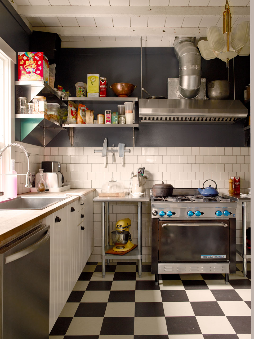 Harry's Fine Foods | 旧店新生，打造邻里美食中心-24