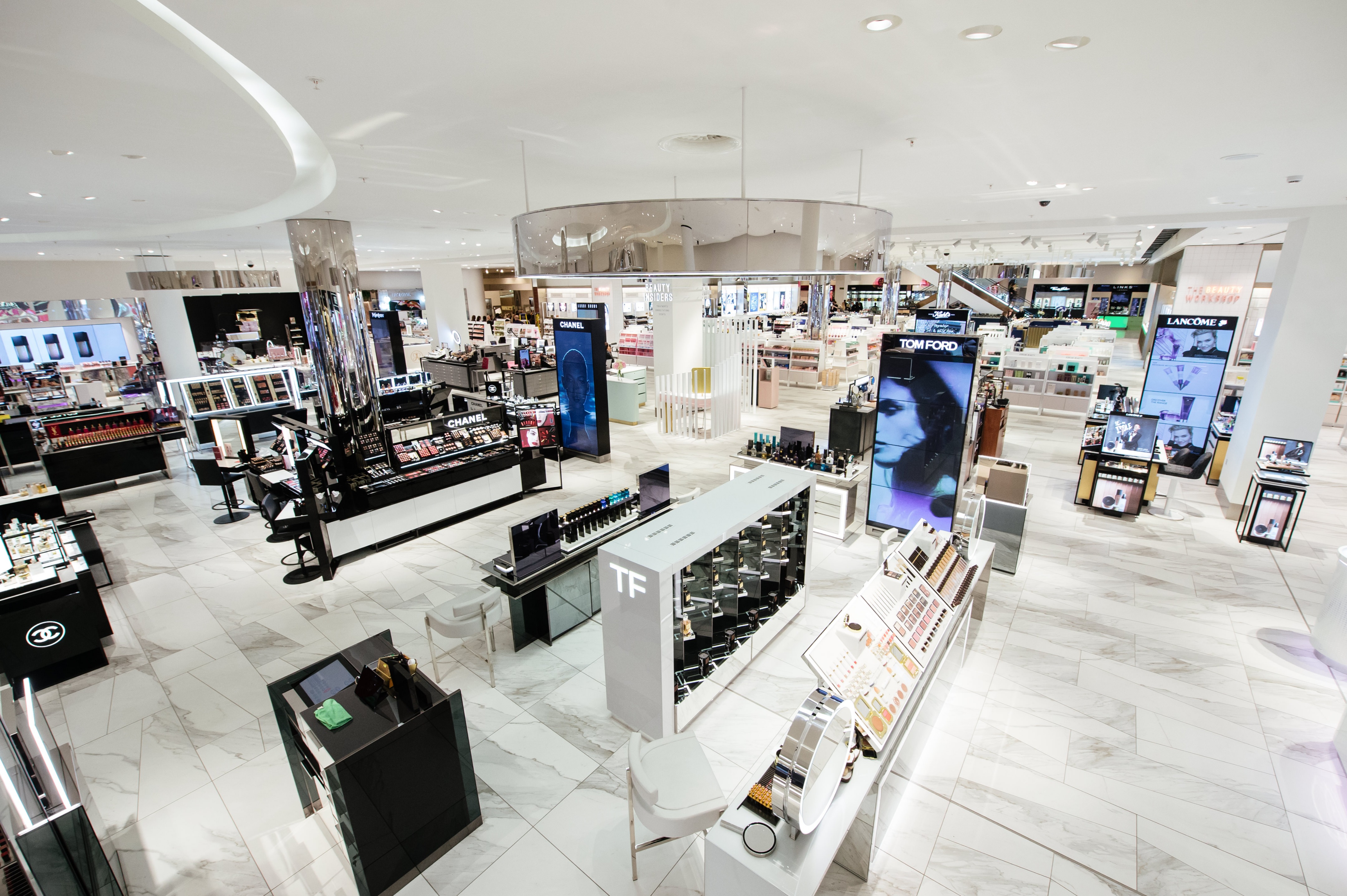 伦敦 Selfridges 百货“美发美容大厅”-4