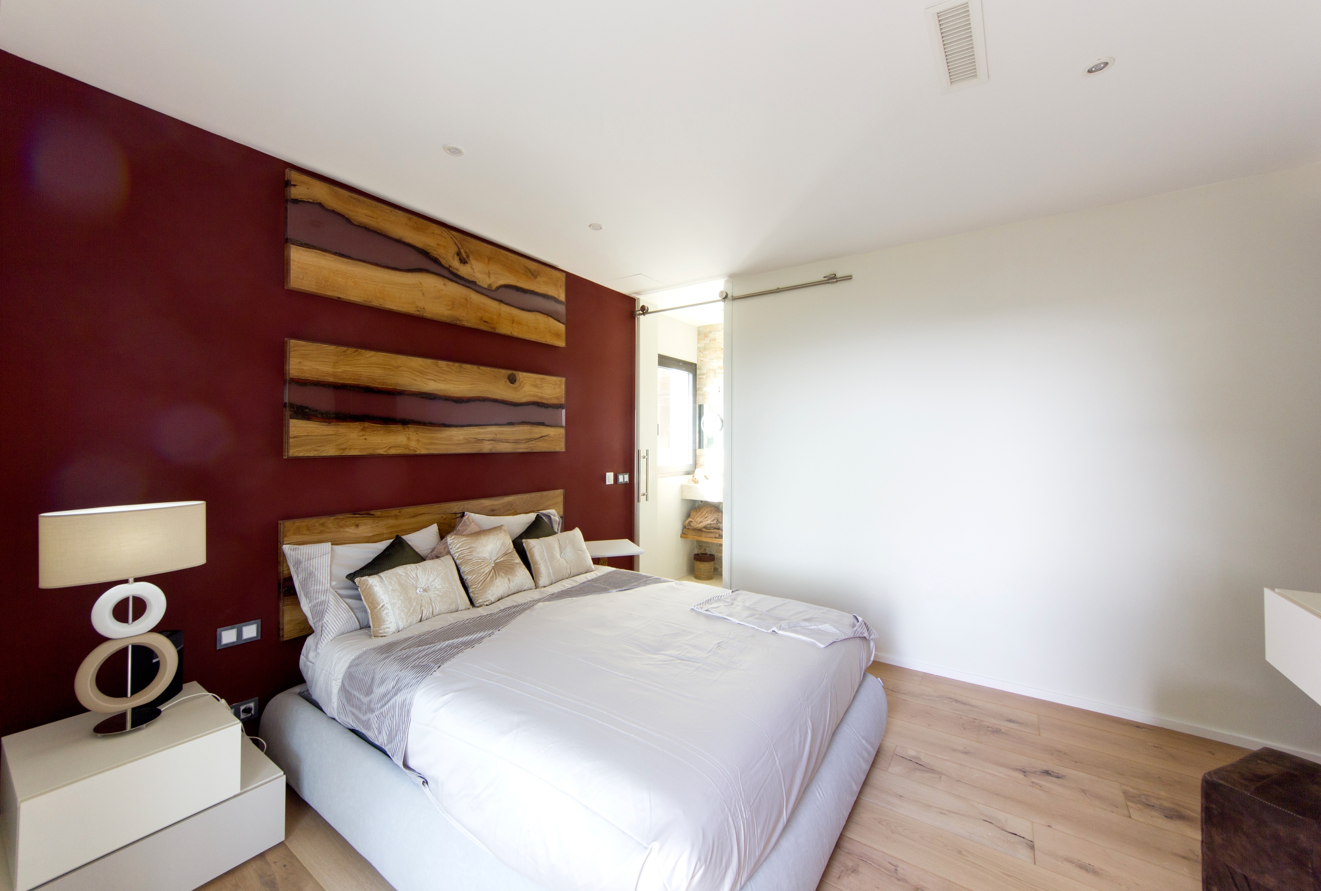 2017 年完成！Cannes 别墅重建项目-18