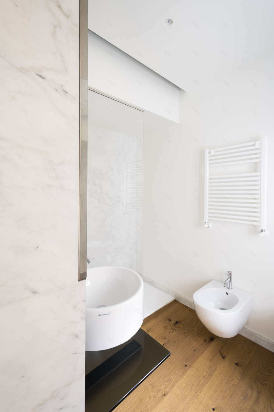 市中心的一所房子-16