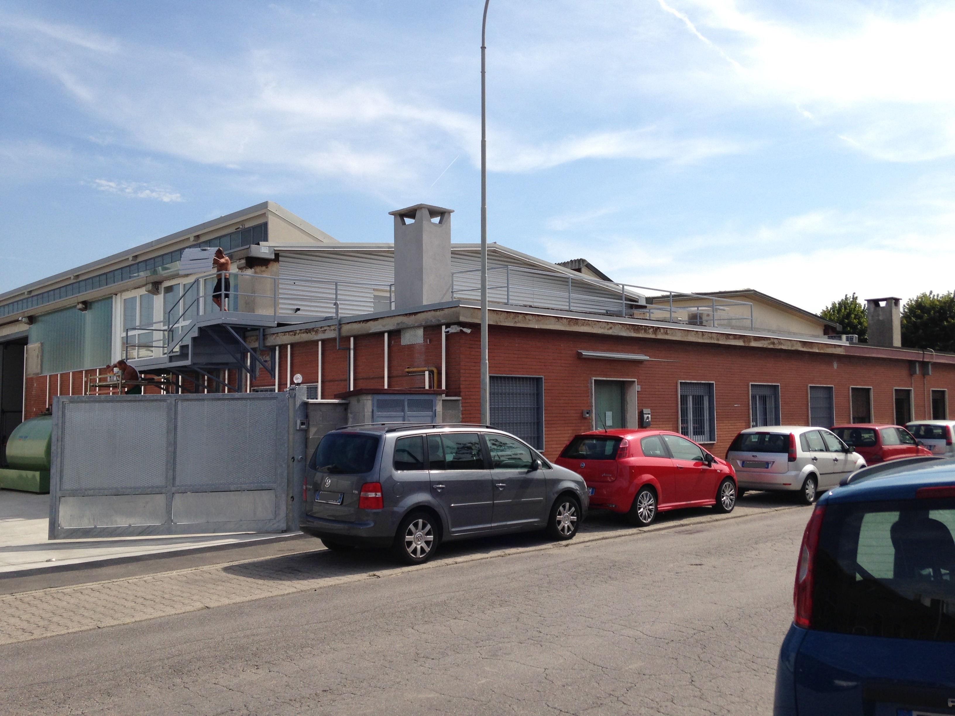 波浪铝板翻新旧厂房 打造现代办公空间-18