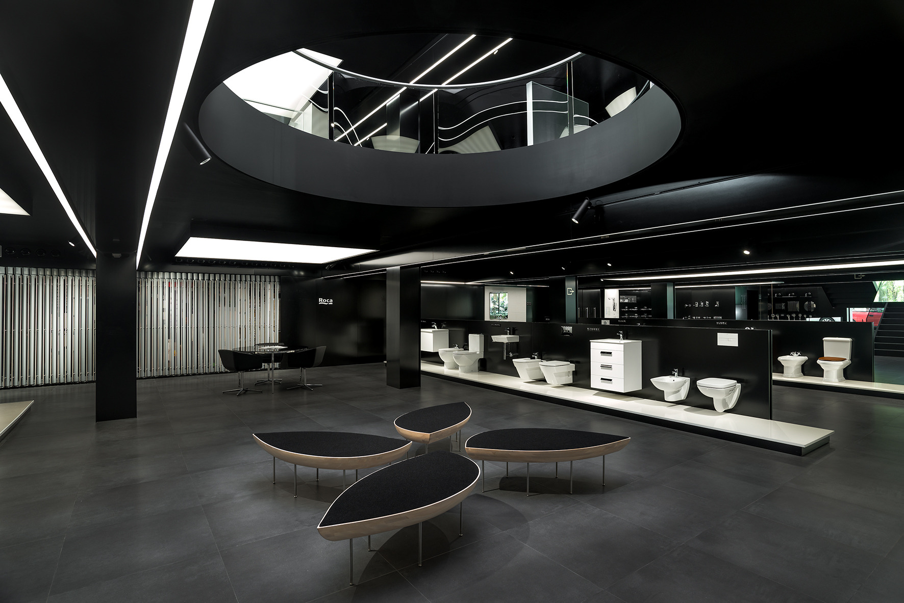 巴塞罗那 Roca 卫浴展示厅——自然光照的室内设计佳作-19