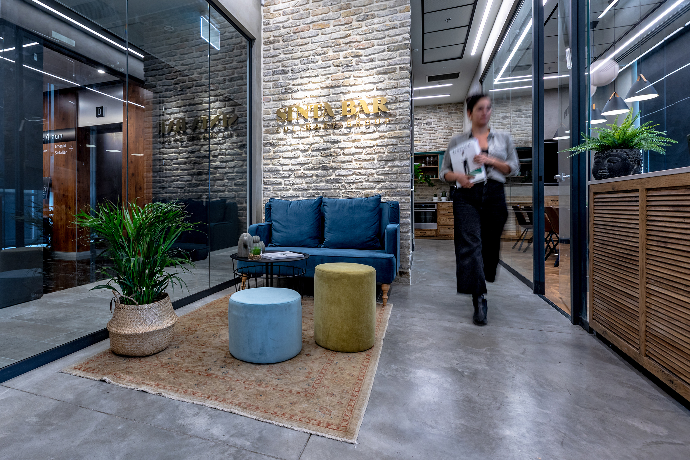 Sinta·Bar 集团总部-2