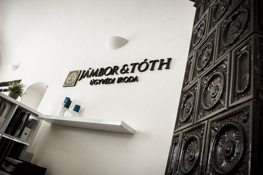 Jambor & Toth 律师事务所办公室设计-18