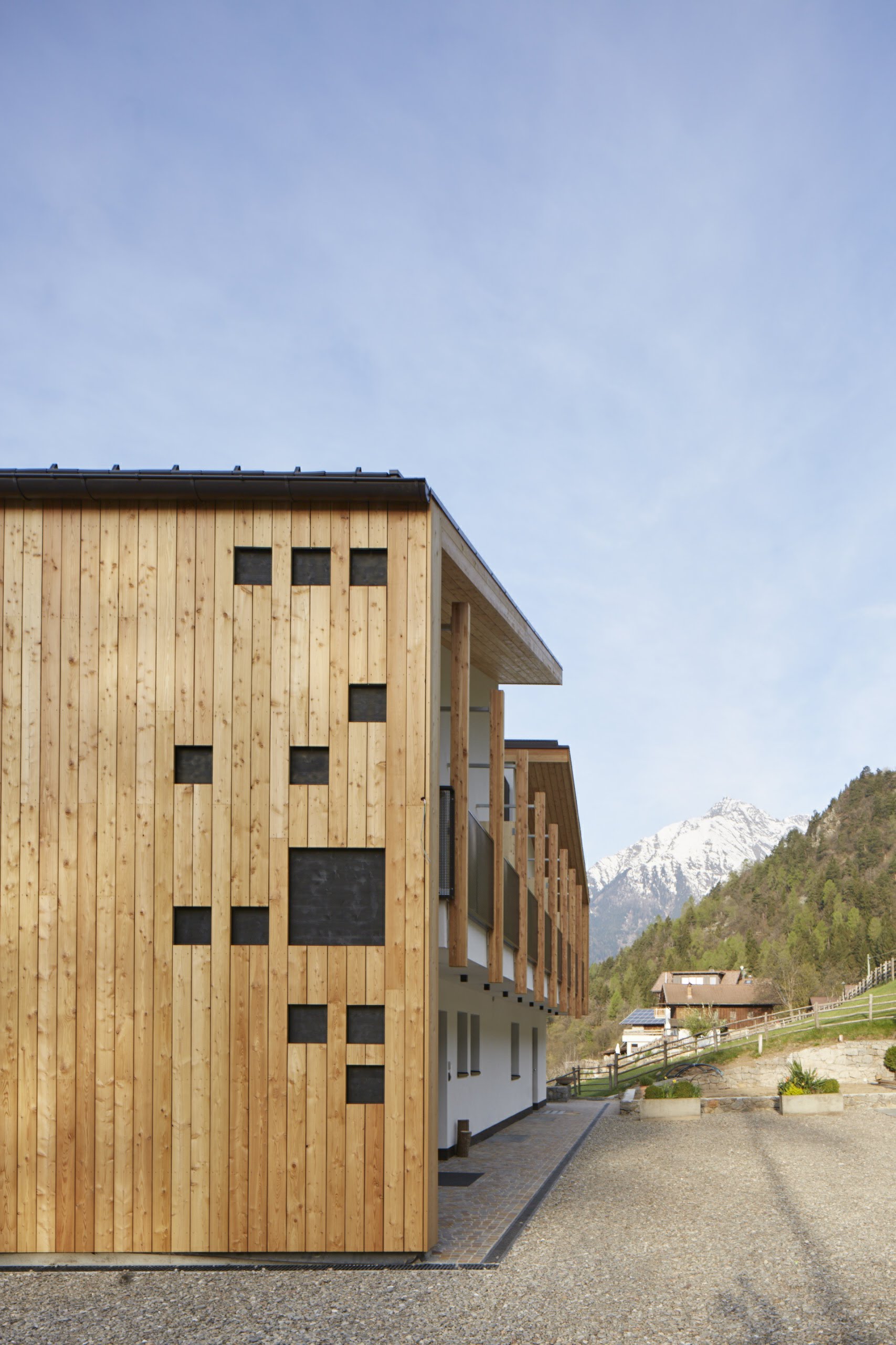 高山上的豪华餐厅-4