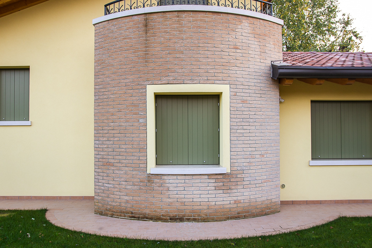 单家庭别墅设计案例-16