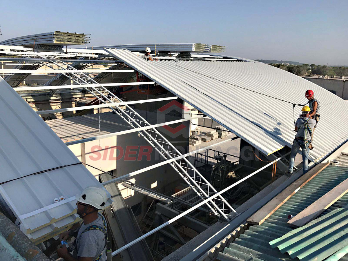 2017 年 Paviblok 工业建筑屋顶翻新及 asbestos 清理案例-11