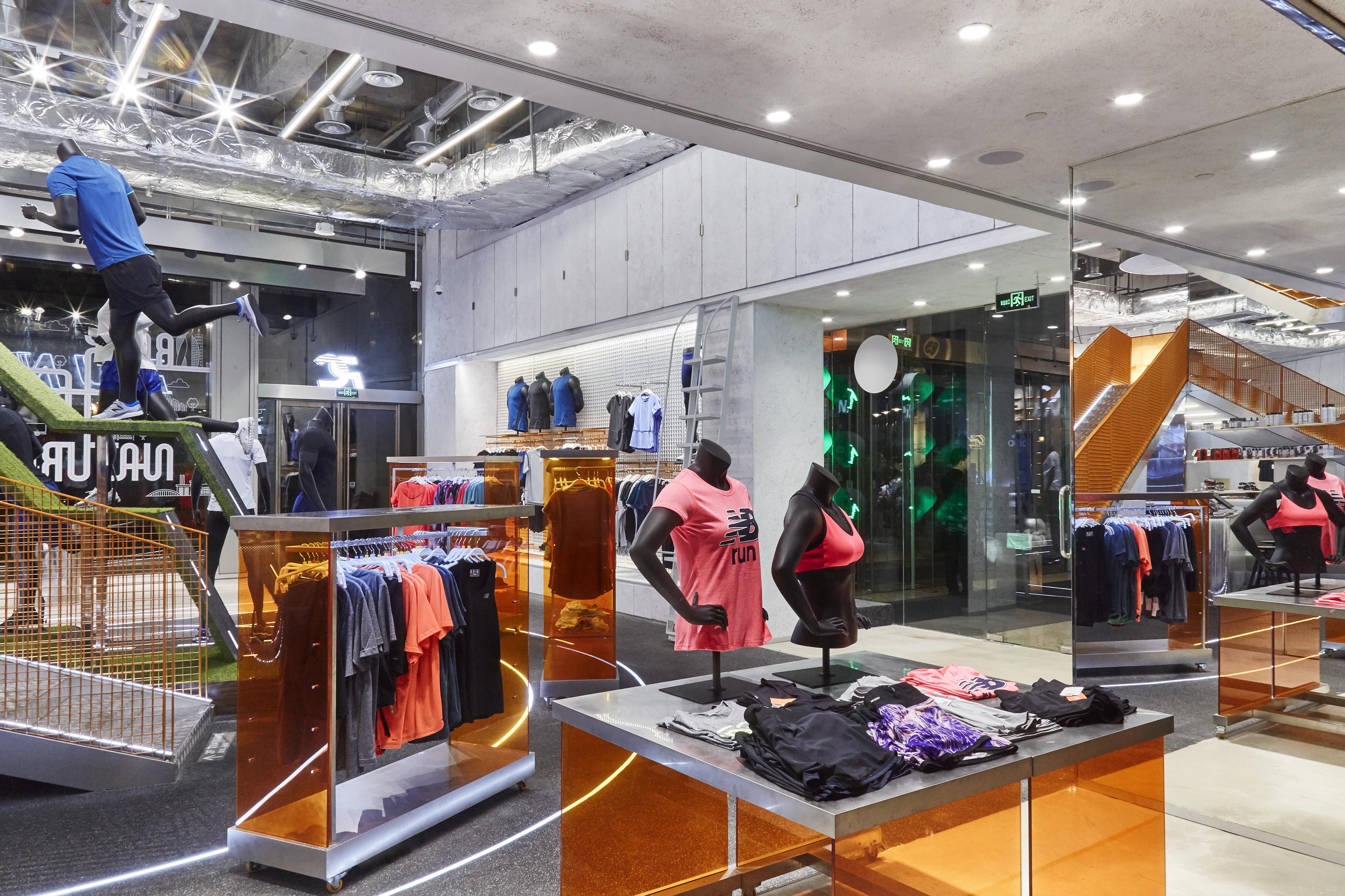 上海跑步营旗舰概念店——城市田径与健康时尚的融合-40