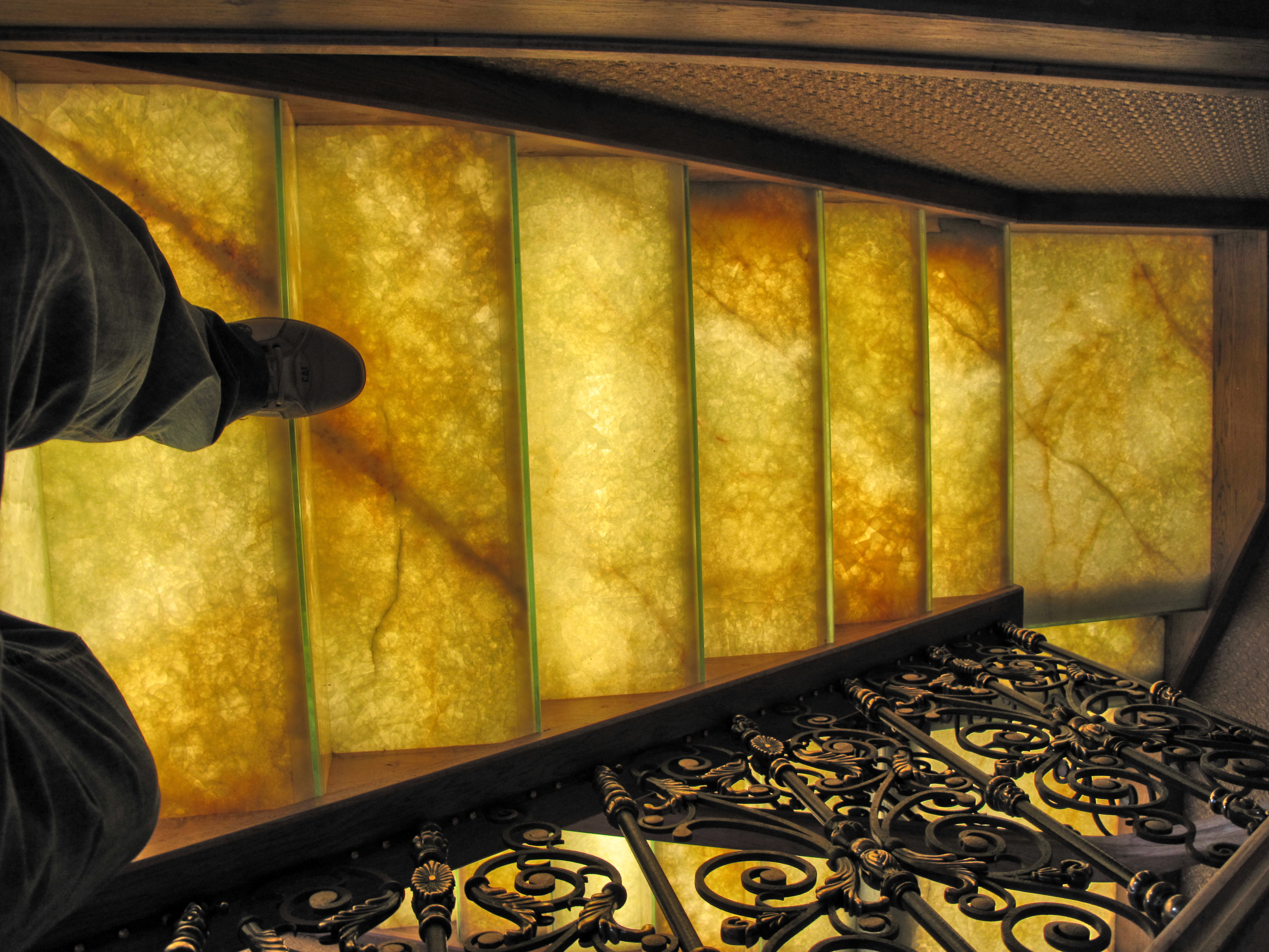 2012 年经典风格钢制单家庭住宅楼梯设计-8