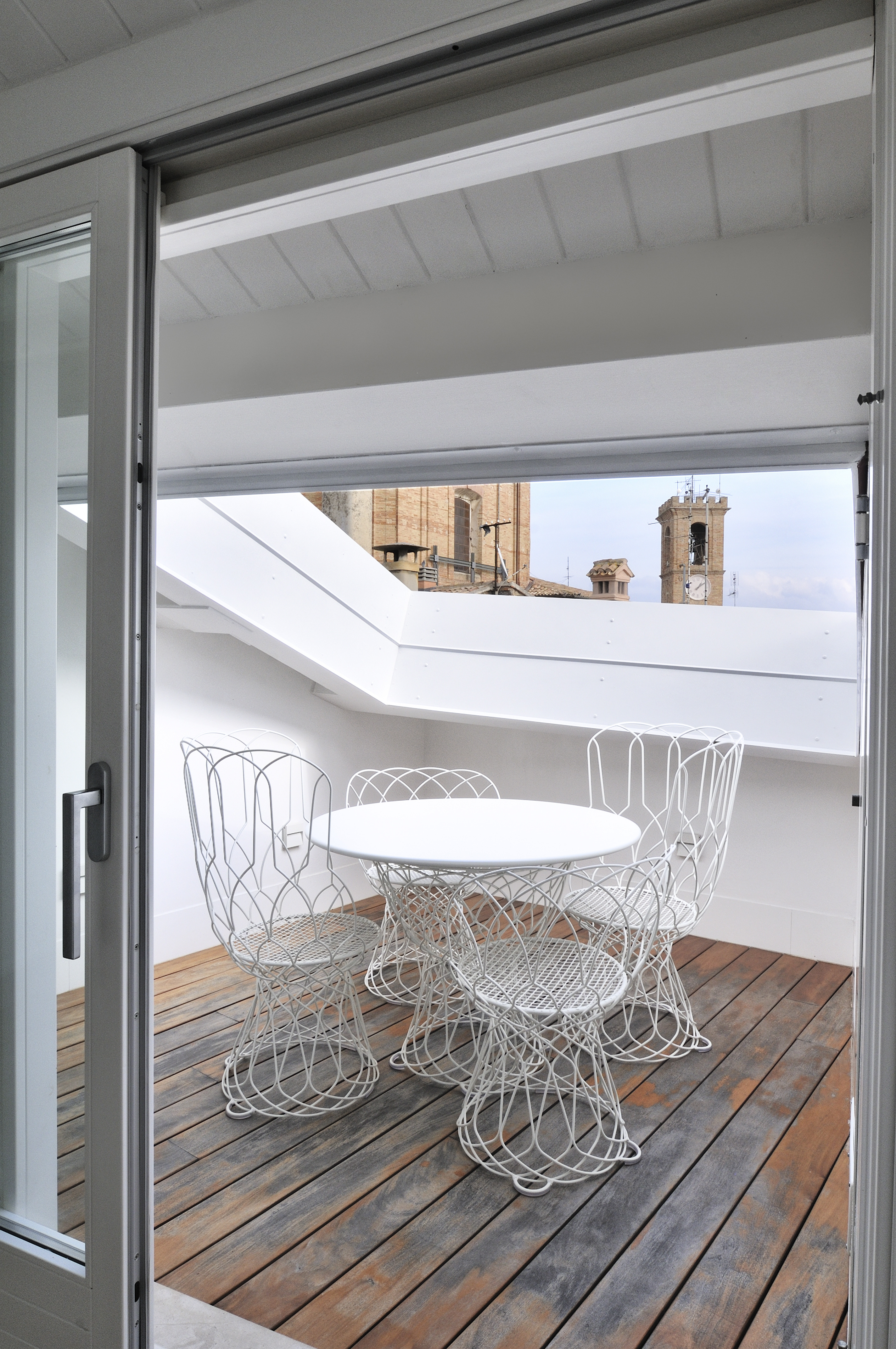 意式风情的四层私人住宅设计-29