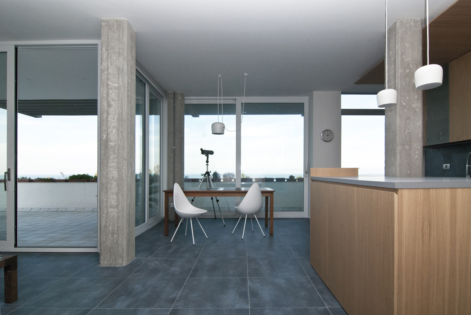 海景公寓的室内设计之旅 | 打破界限，融入海洋-6