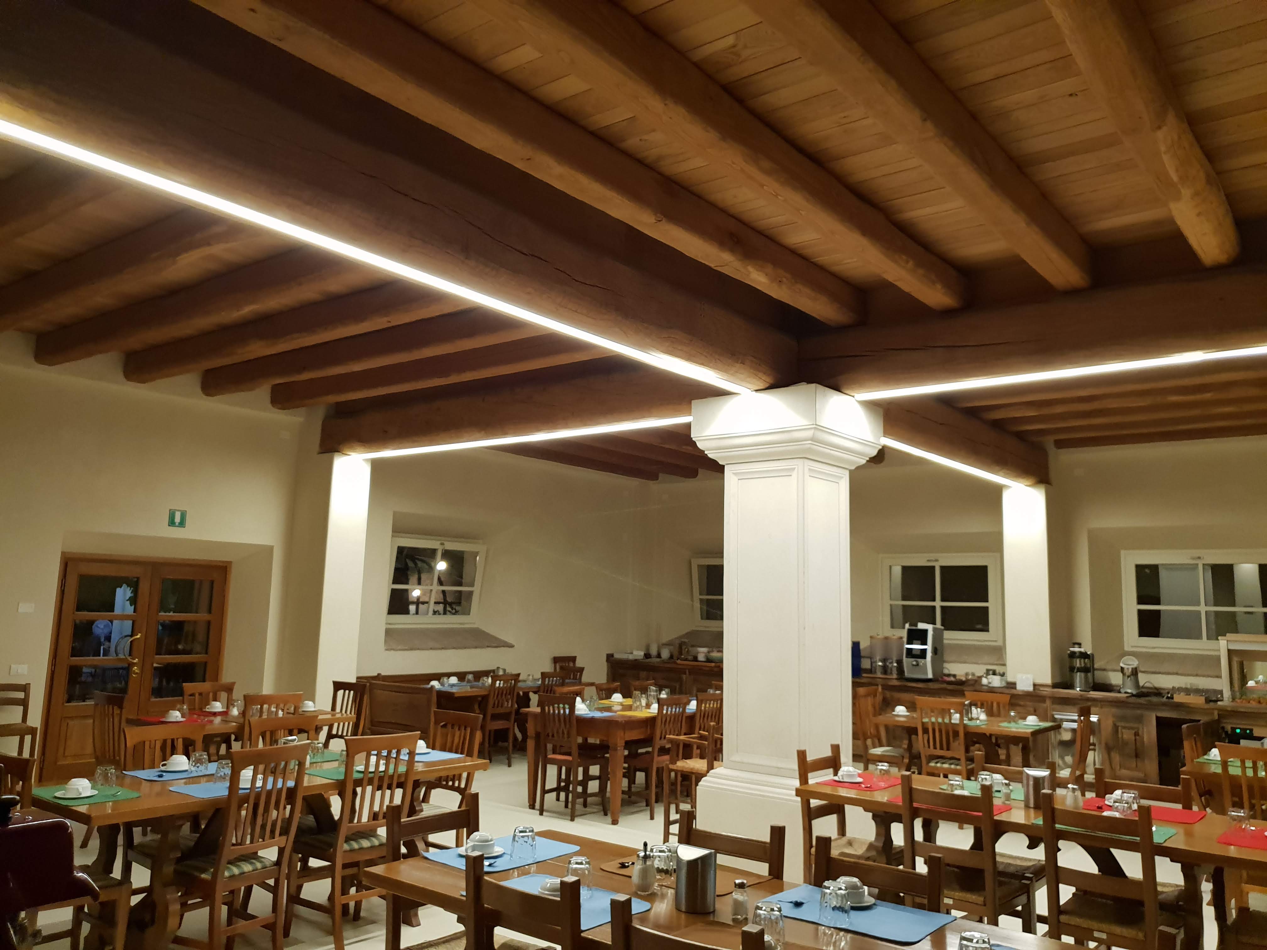 古韵与现代共融的意大利农庄酒店设计-16