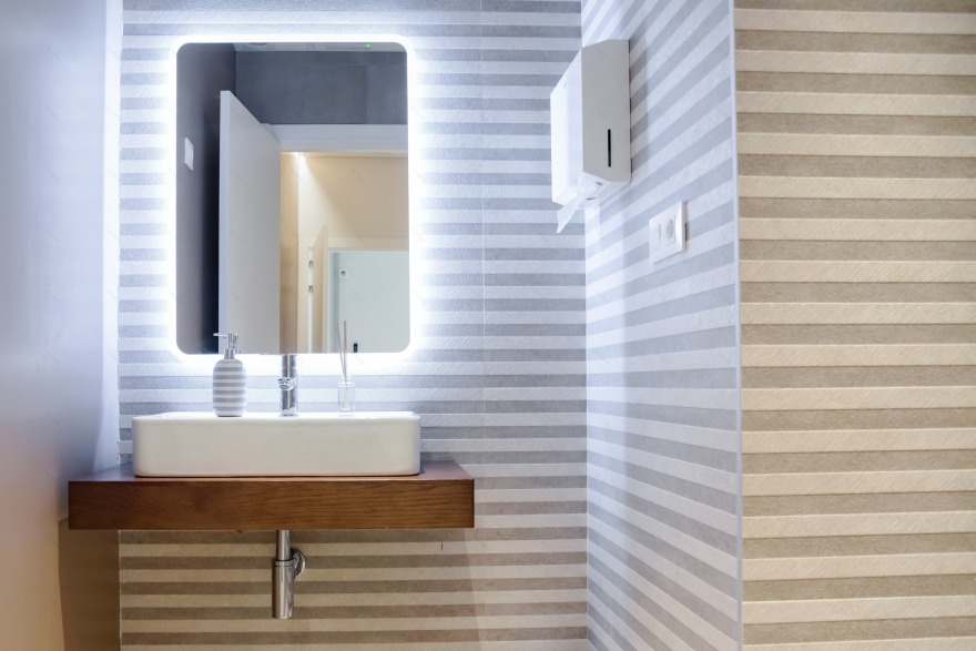 "白色调与高科技材料打造舒适医疗环境"-9