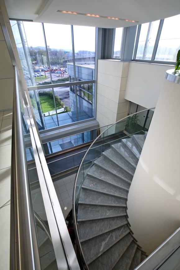 Bennet – Montano 集团总部-9