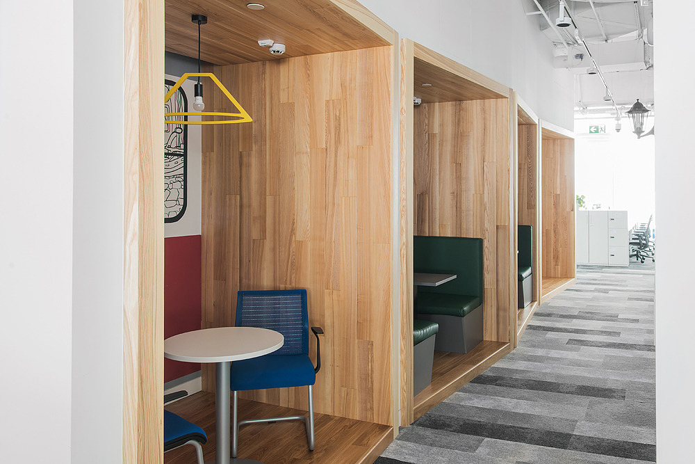 华为俄罗斯办公室设计展现地域特色-12