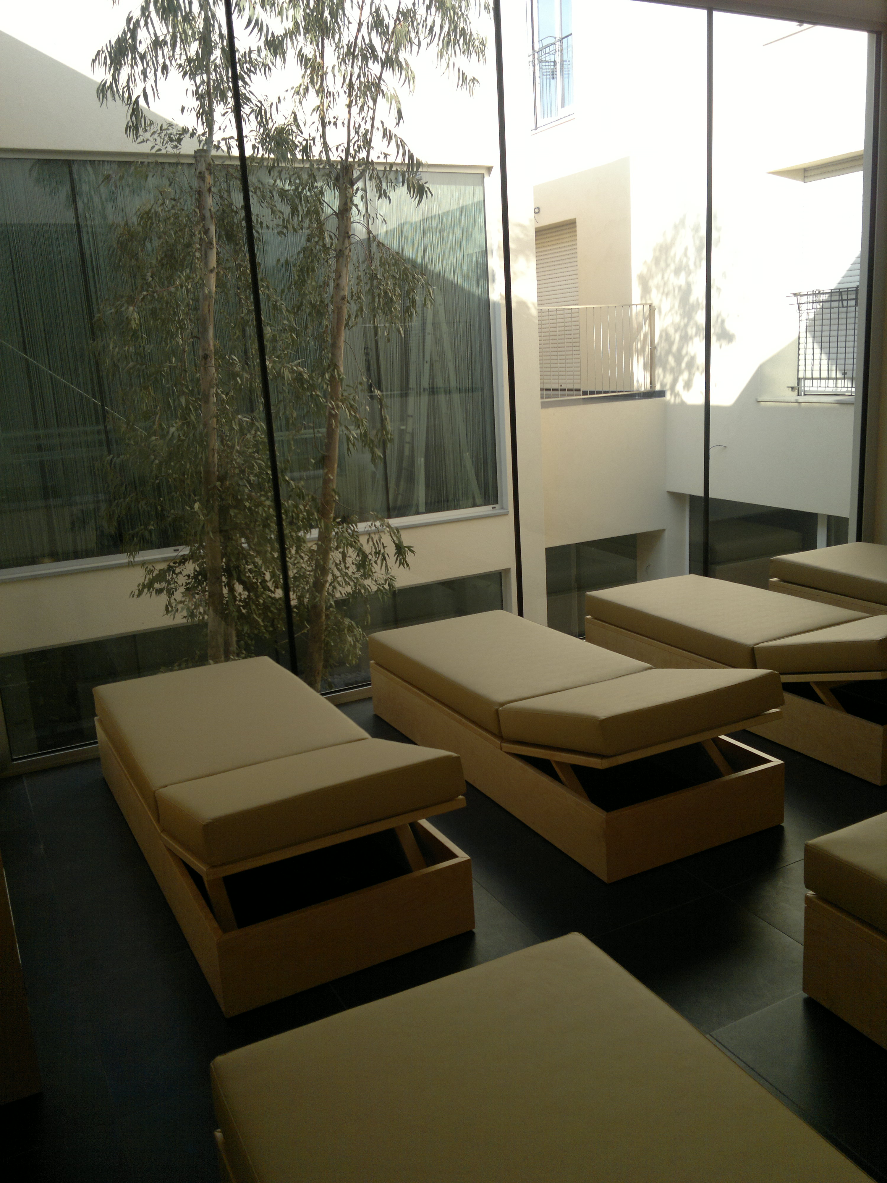 绿色之心——意大利 Blu Moret 酒店中心设计-13