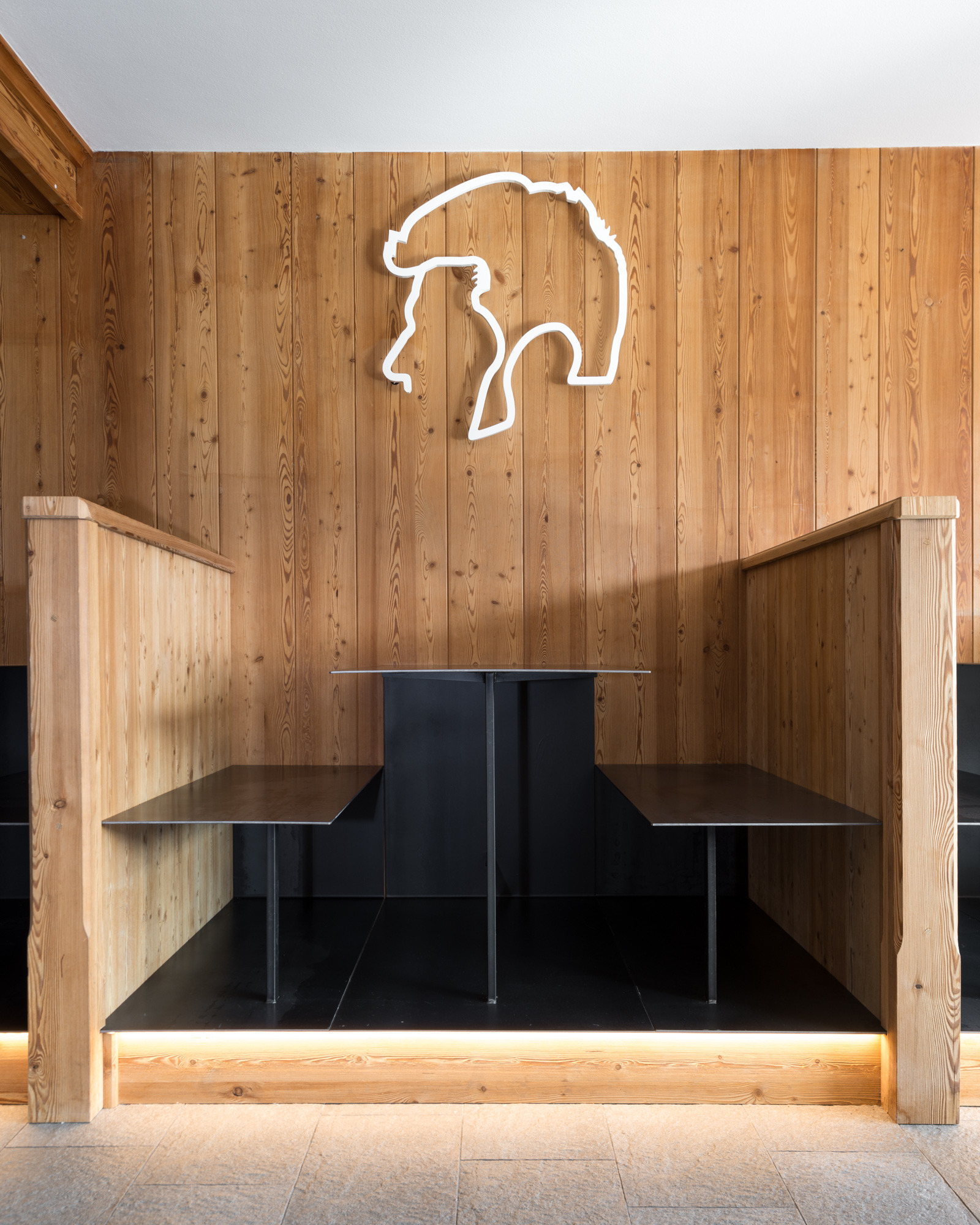 奥利弗美式餐厅-23