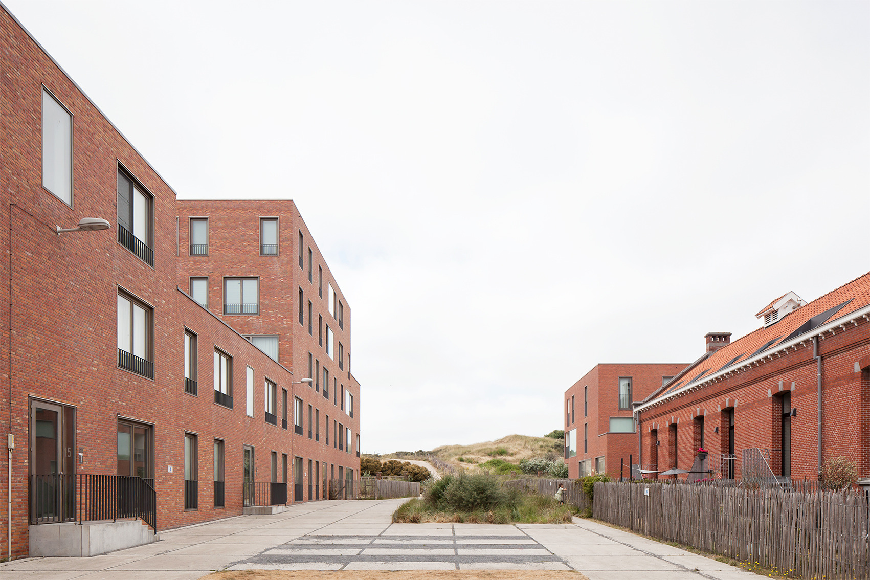 比利时奥斯坦德前军事医院改建住宅区-4