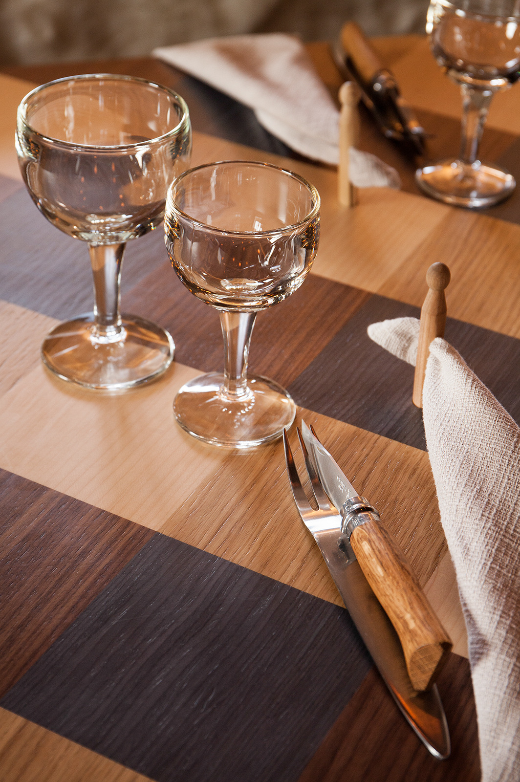 颠覆传统的山间餐厅设计-11