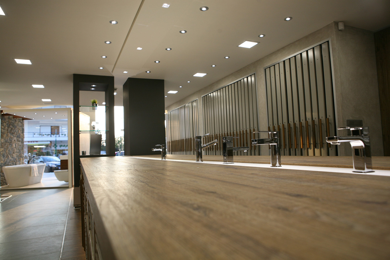 简约风格卫浴展示厅-6