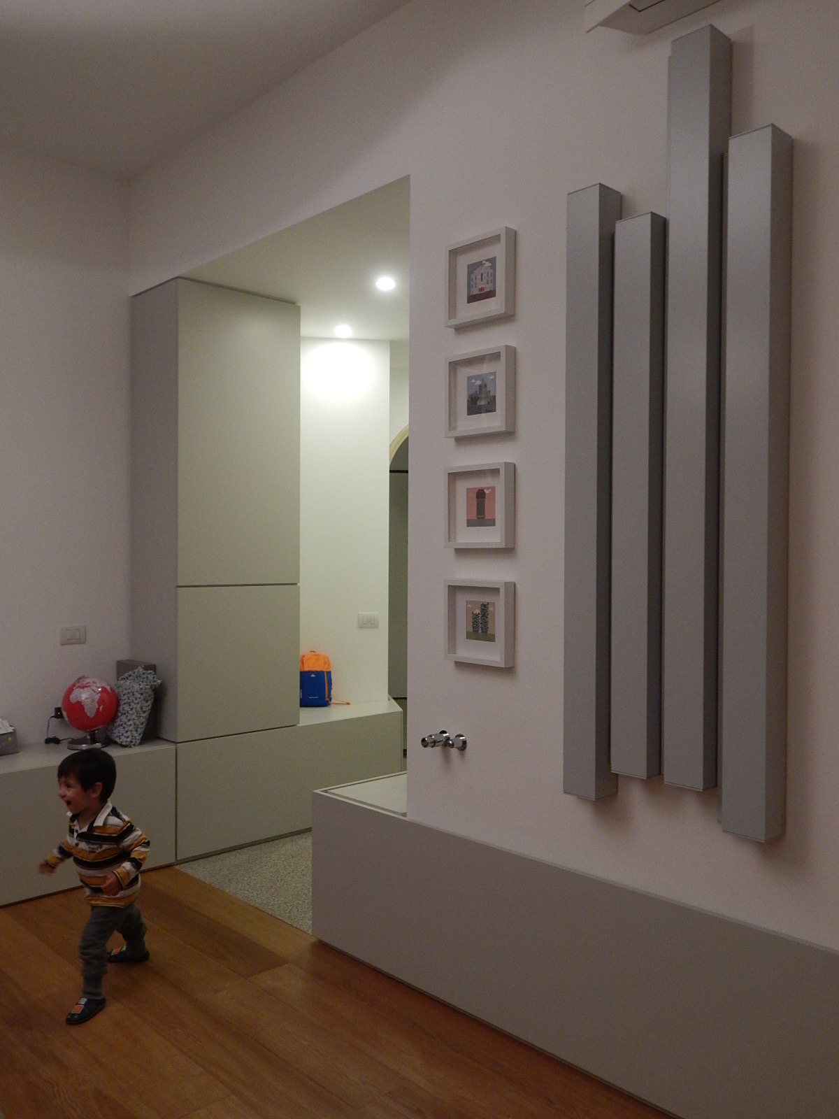 扭曲空间的创意解构——意大利 CASA MAL 公寓室内设计-2