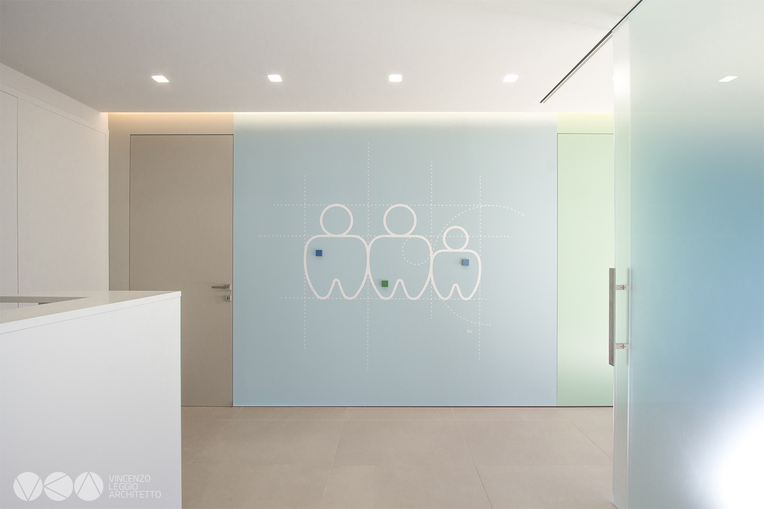 模块化布局打造高效诊所空间-0