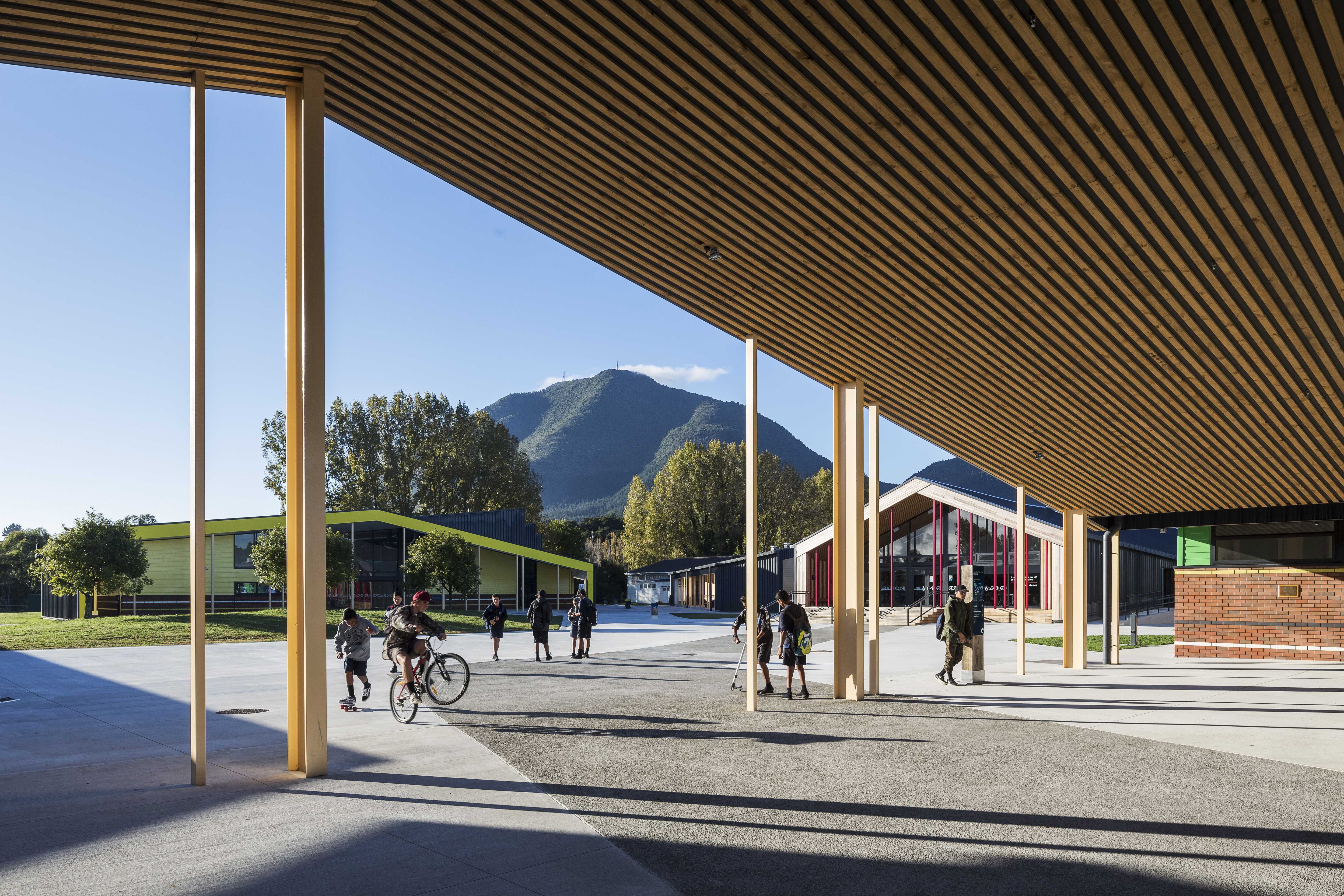 塔拉威拉高中-8