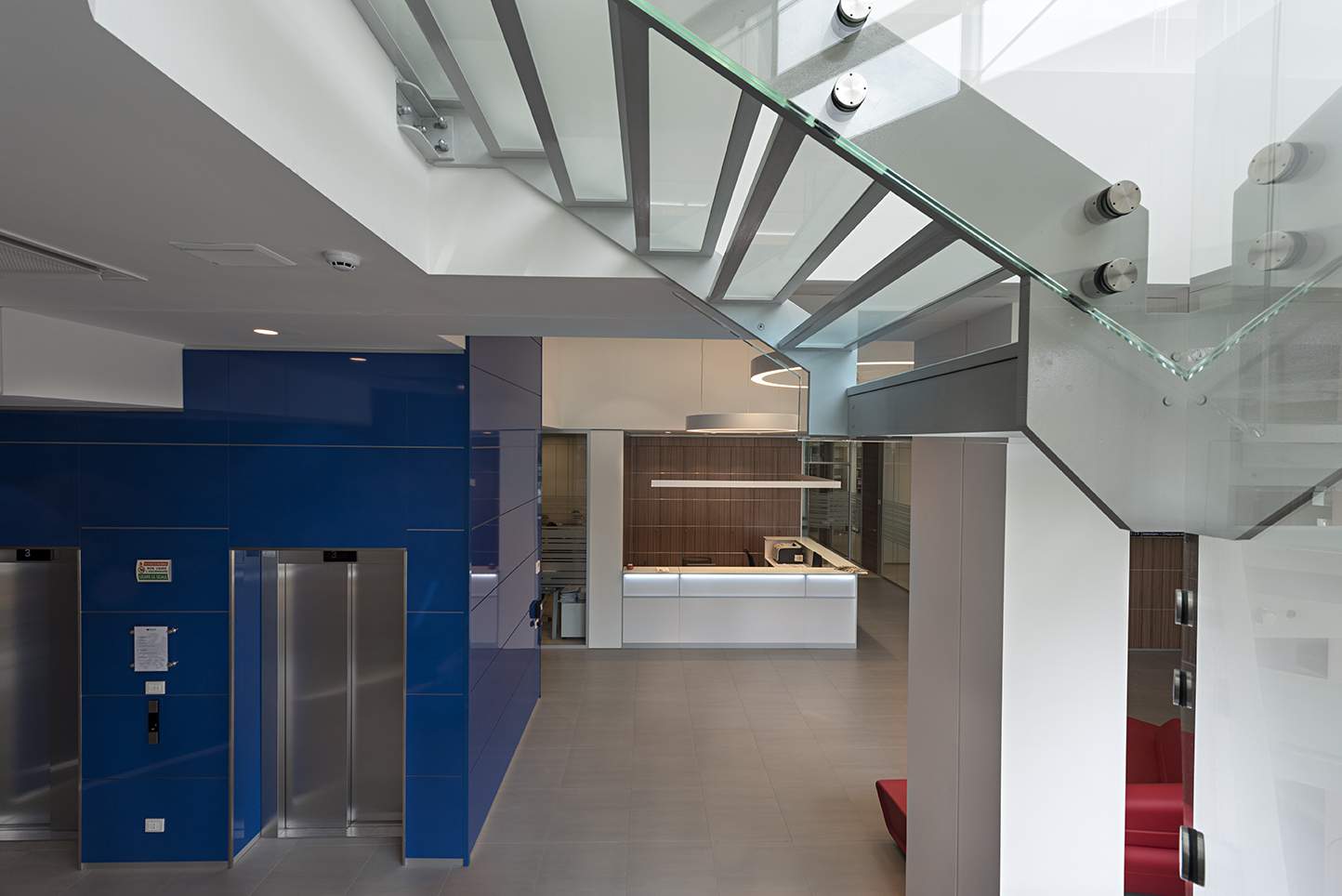 重塑办公空间典范 · 米兰某办公楼翻新-16