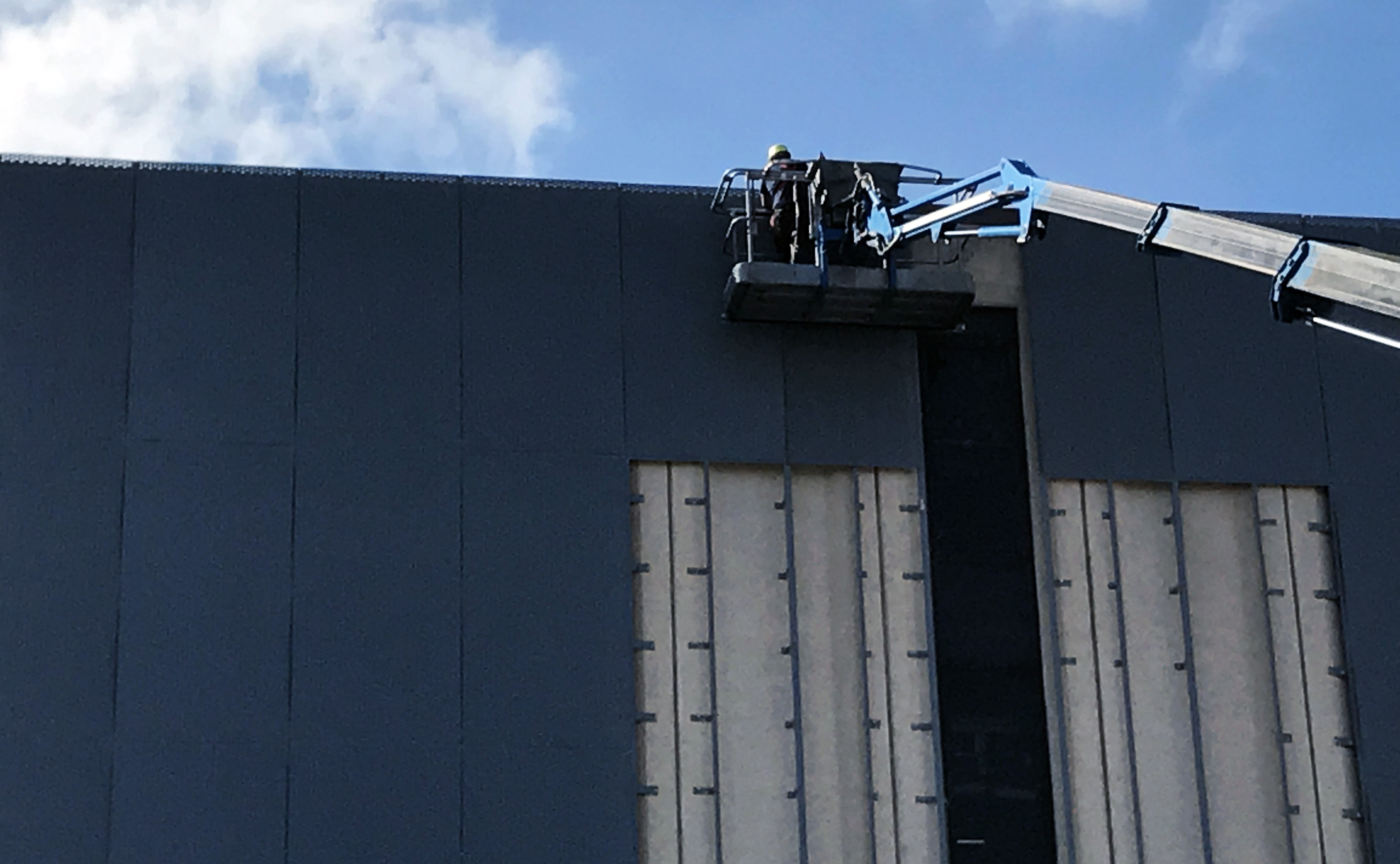 奔驰欧洲物流中心 · 2017 年工业建筑复兴-6