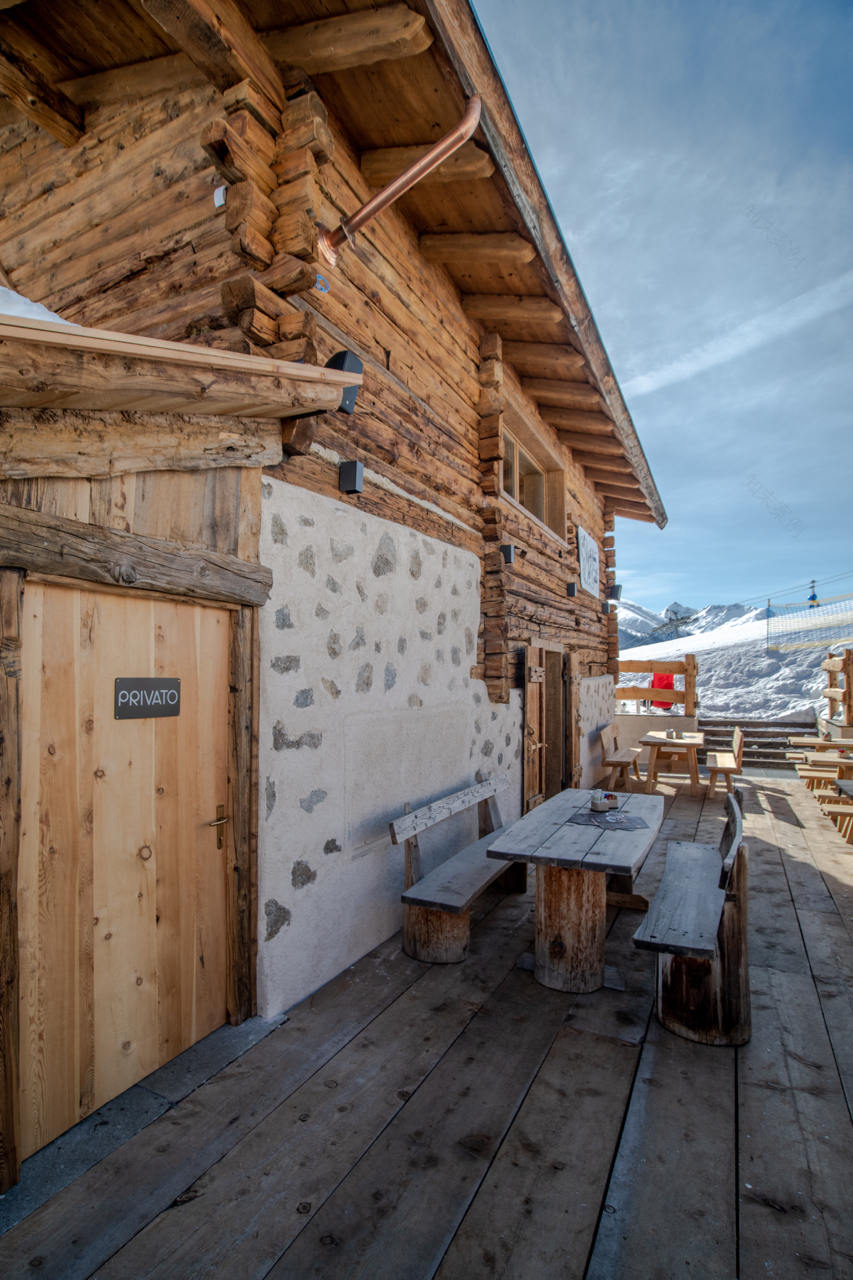 雪山之上的温馨猫舍——La Tana del Gatto 餐厅设计-51