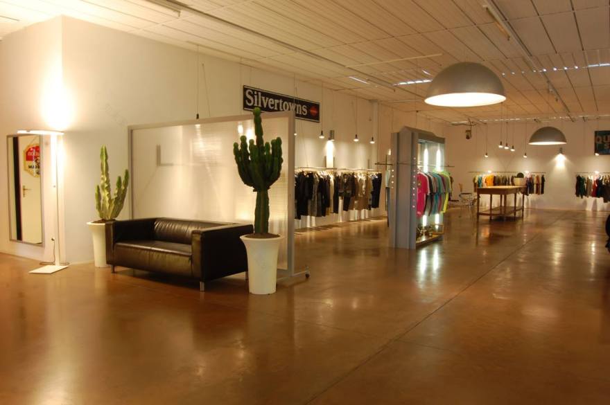 旧店翻新演绎时尚空间——B.Group Showroom-5