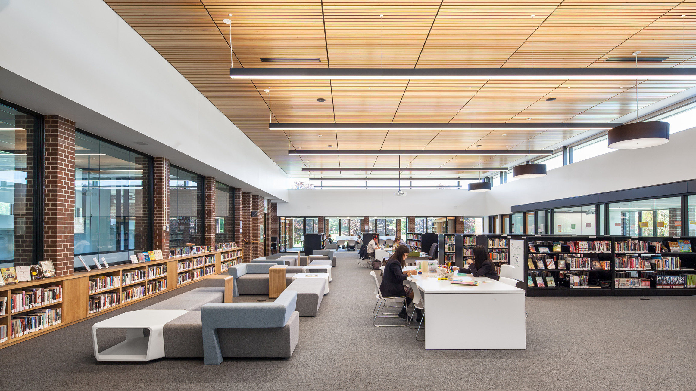 三一学院学习共享空间——灵活多变、连接自然的设计-9