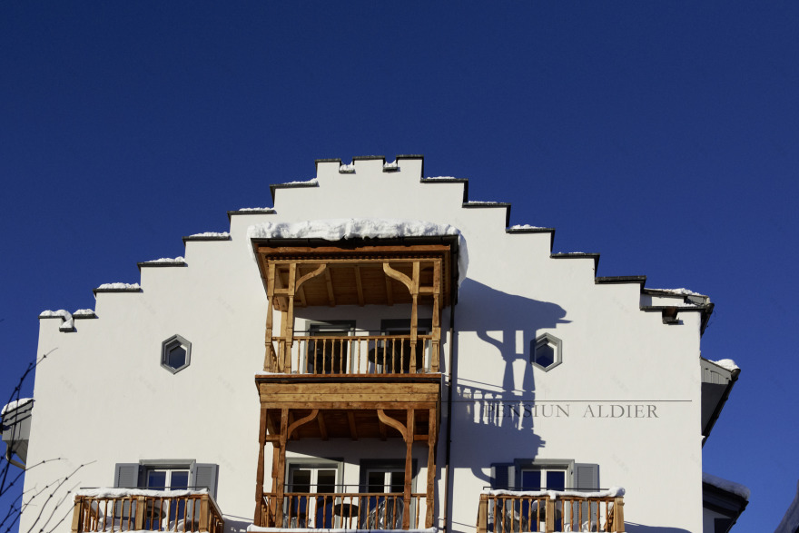 阿尔卑斯山间的艺术瑰宝——瑞士 Sent 酒店-22