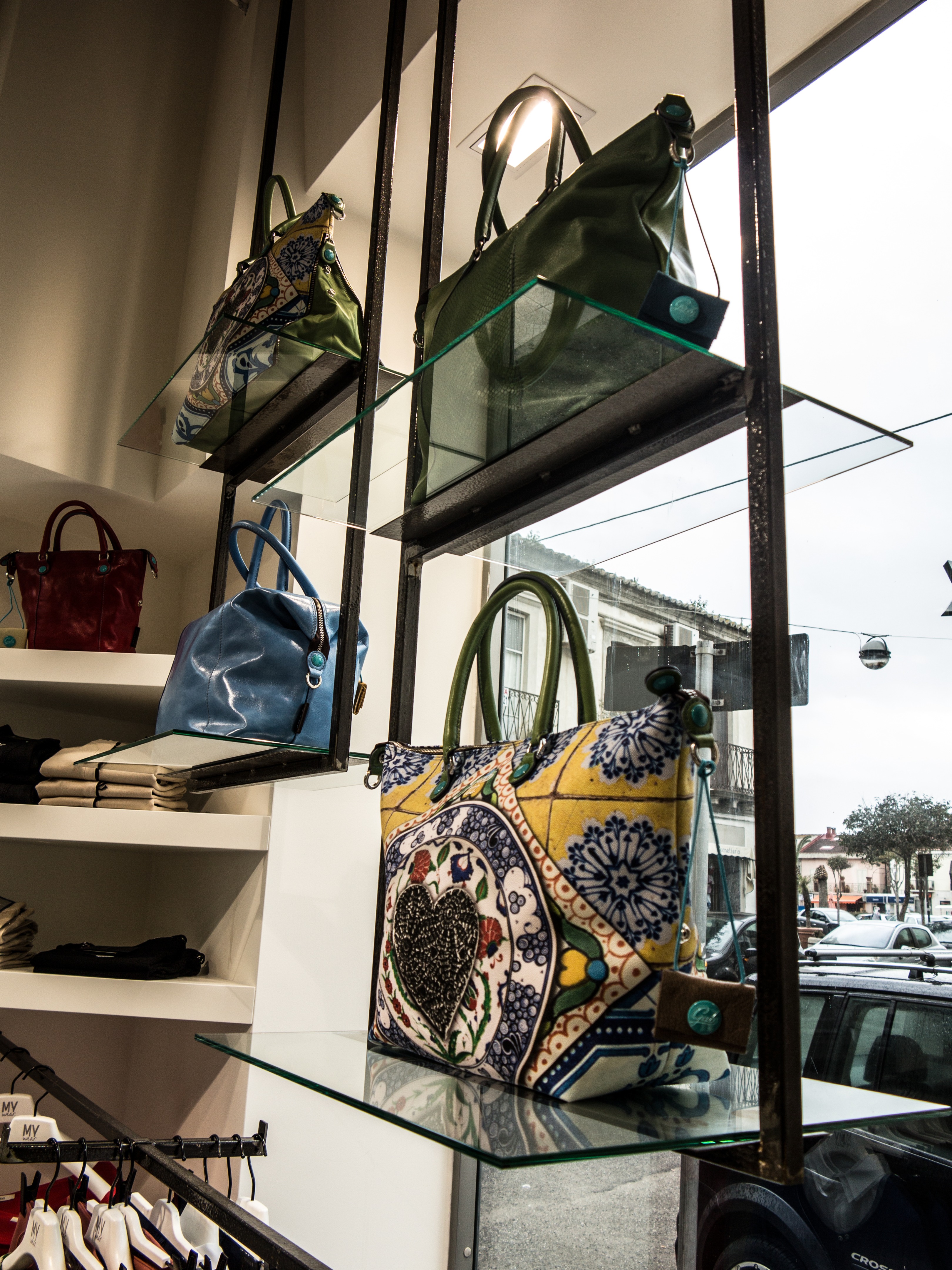 2015 年完成的“My Wear”木结构展示店-50