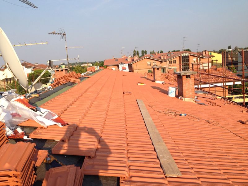 翻新屋顶的节能改造 · 意大利 San Pietro in Casale 多户住宅案例-41