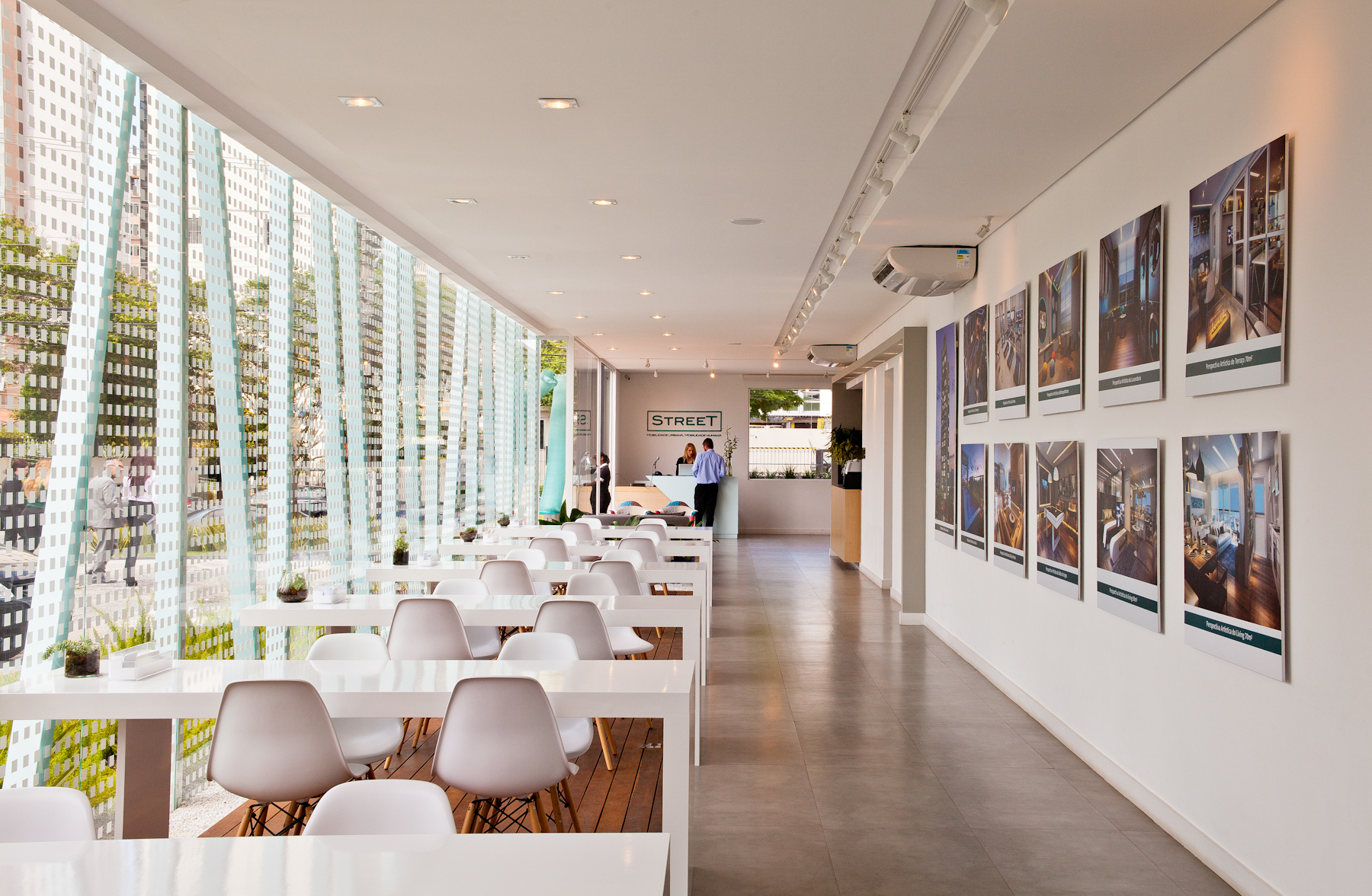 2016 年完成的 CEGG 销售展台设计-33