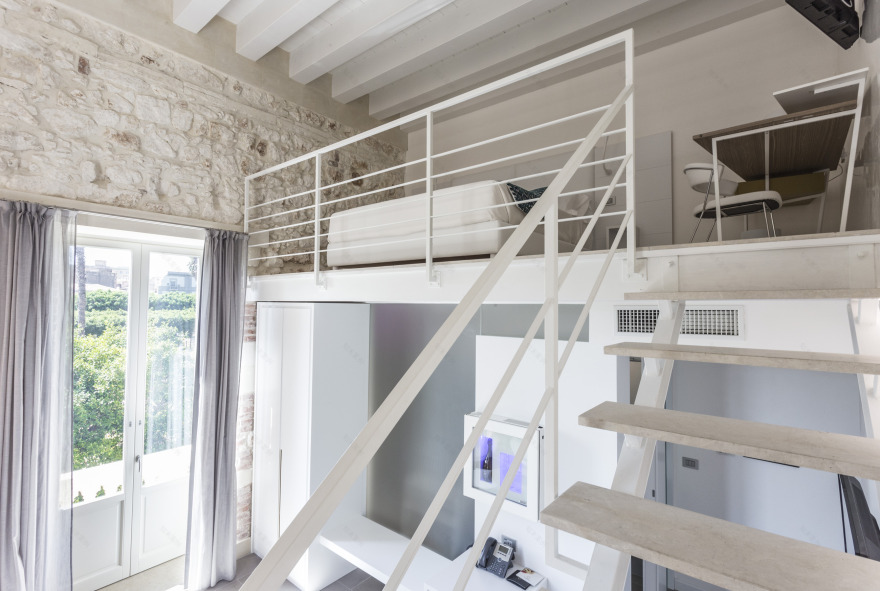 古城中的现代奢华——意大利 Caportigia Boutique Hotel 设计-44