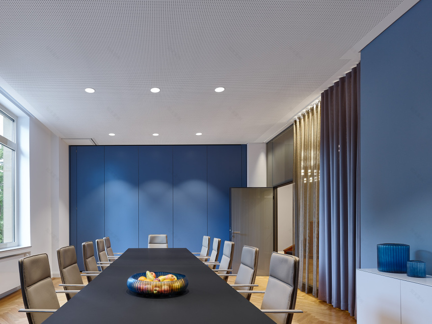 历史与现代交融的办公空间设计-5