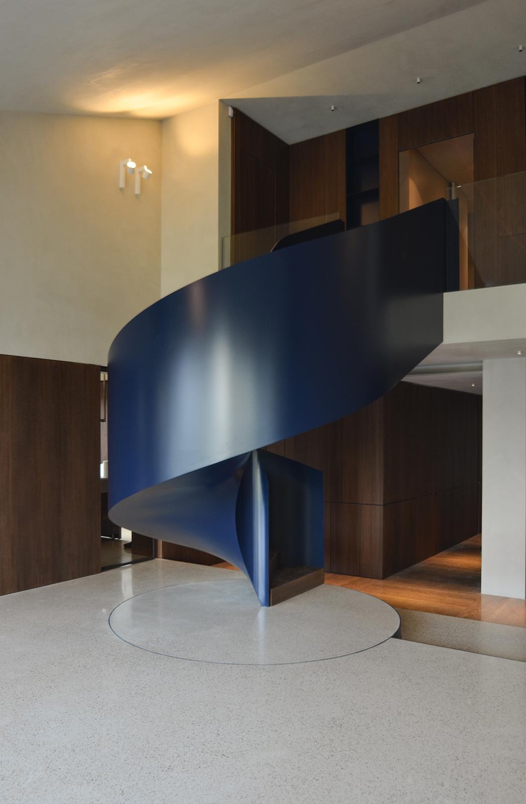 2018 年完成的意大利 60 年代住宅翻新设计-13