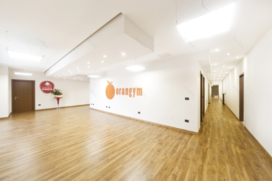 2011 年完成的健身游泳池体育中心设计-8