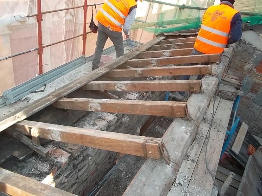 2016 年修复完成的学生公寓 | 古老建筑的新生-35