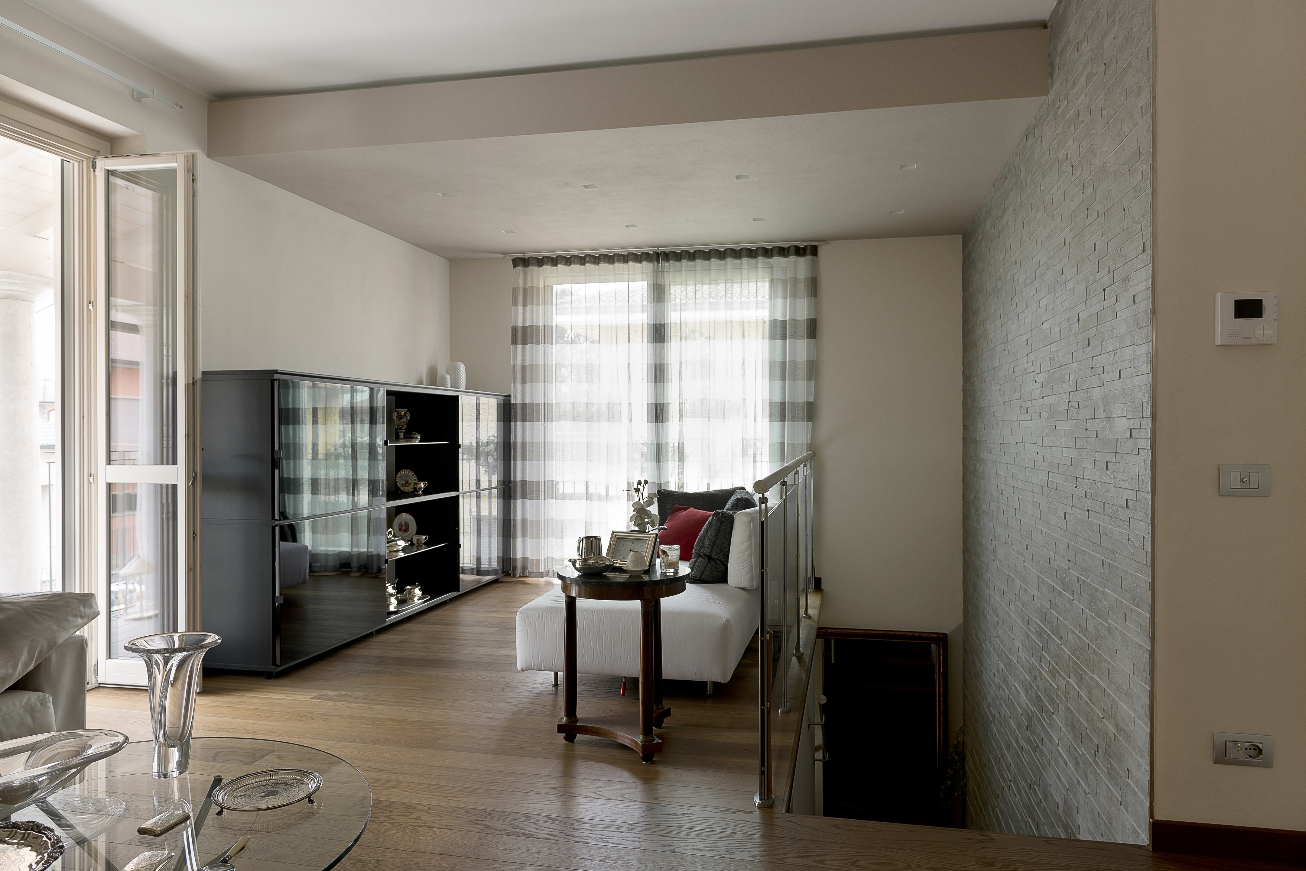 2015 年完成的家庭欢愉公寓室内设计-6