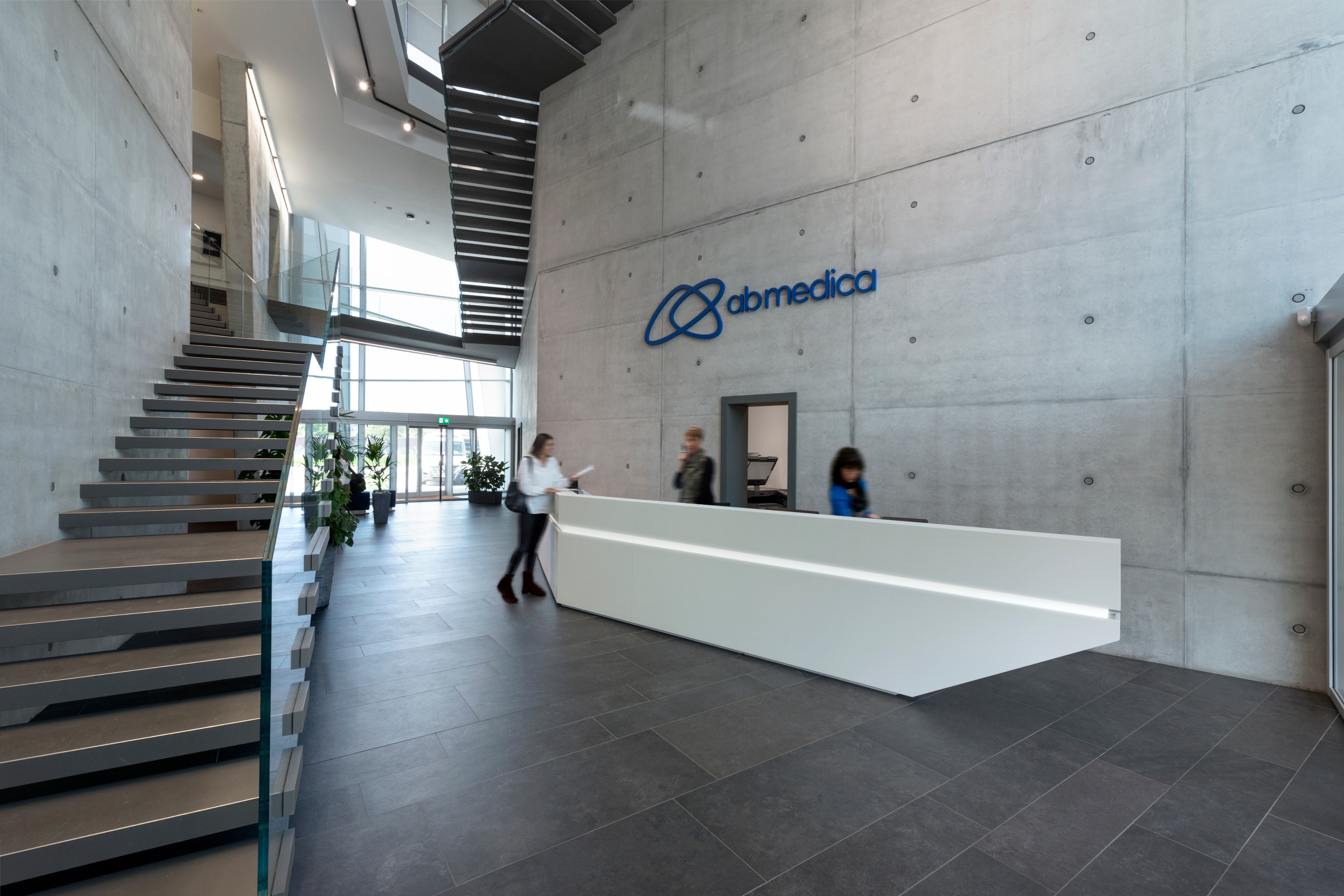 创新医疗企业总部，船舱灵感诠释动感与高效-0