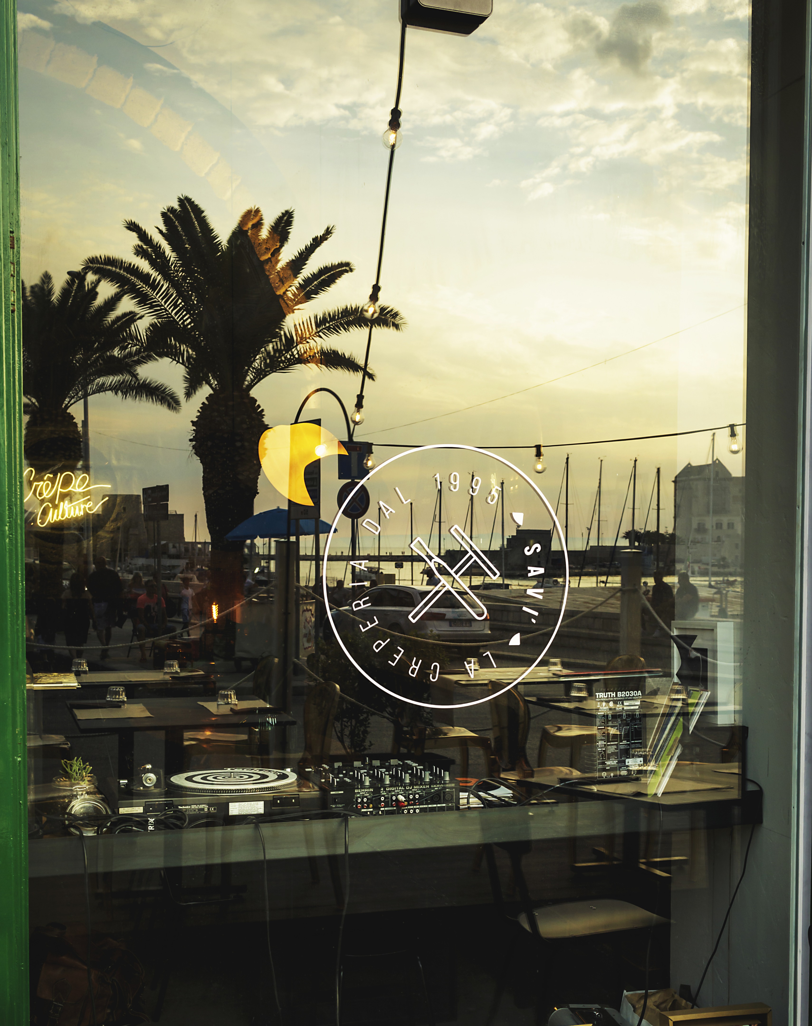 2017 年完成的 SAVI' la creperia 餐厅室内设计-29